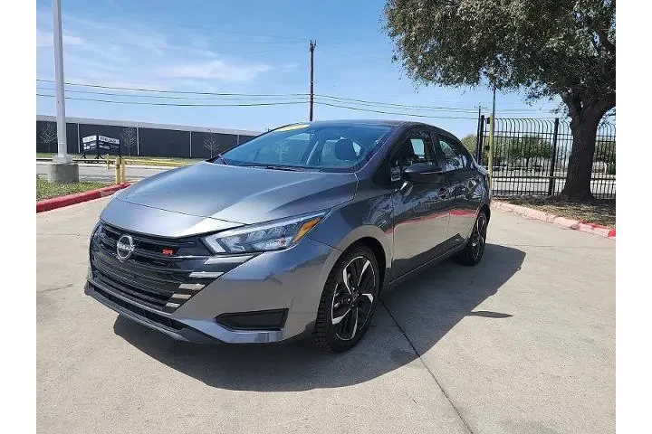 $17997 : Nissan Versa 2024 SR 4dr Sed image 7