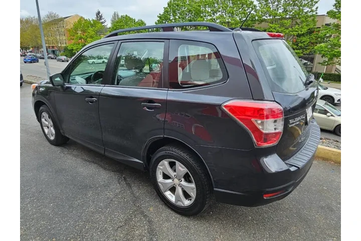 $8999 : 2015 Forester 2.5i image 4