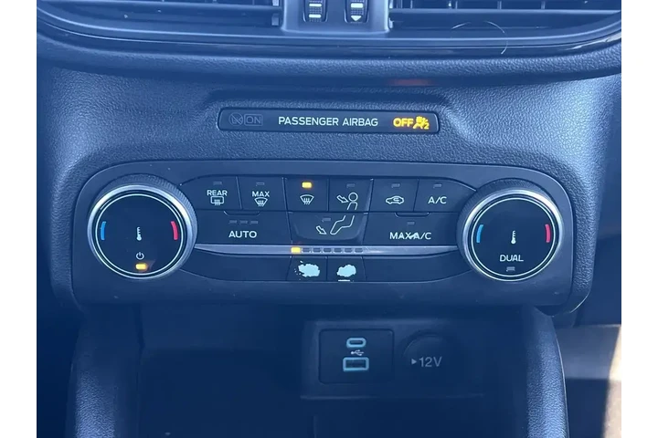 $19498 : Ford Escape 2023 ST-Line 4dr image 7