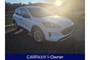 $14877 : Ford Escape 2020 S 4dr SUV thumbnail