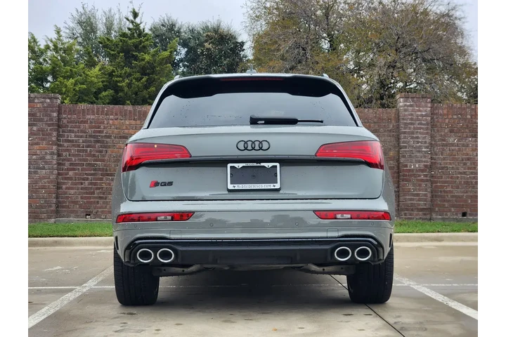 $31999 : Audi SQ5 2022 AWD 3.0T quatt image 7