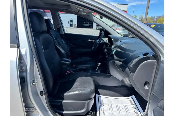$5450 : 2011 Elantra Touring 4dr Wgn image 9