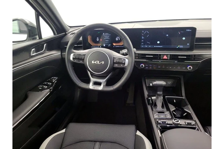 $30998 : Kia K5 2025 GT-Line 4dr Seda image 10