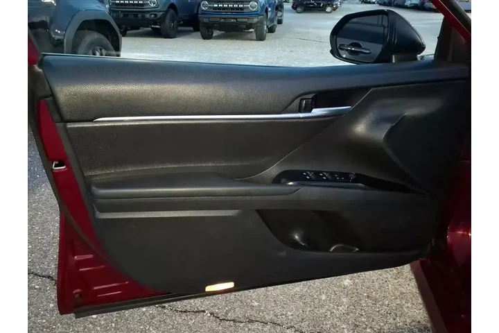 $15928 : Toyota Camry 2019 SE 4dr Sed image 10