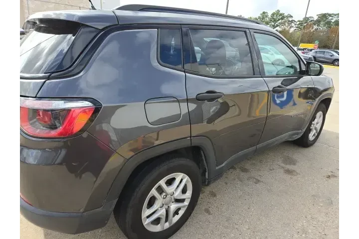 $11260 : Jeep Compass 2017 Sport 4dr image 1