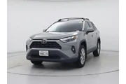 $30998 : Toyota RAV4 2022 AWD XLE Pre thumbnail