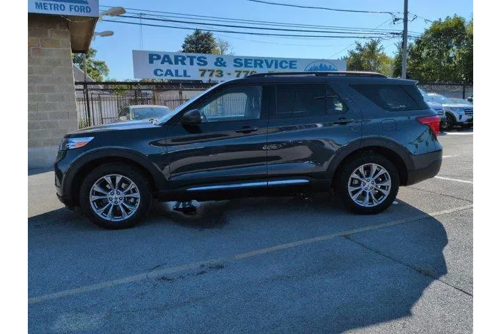 $26661 : Ford Explorer 2022 AWD XLT 4 image 8