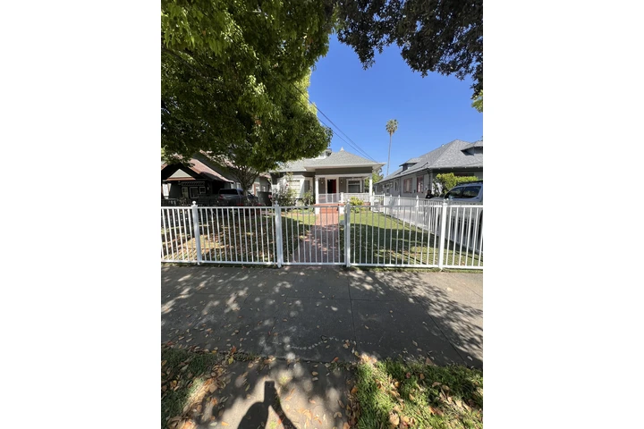 JUAN RAMIREZ WELDING image 6