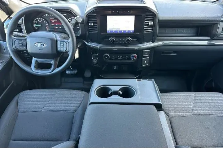 $38000 : Ford F-150 2023 4x4 XL 4dr S image 9