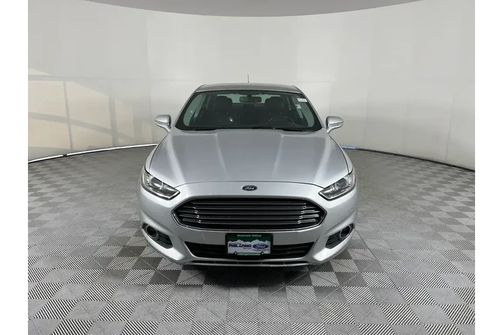 $11892 : Ford Fusion 2016 AWD SE 4dr image 2