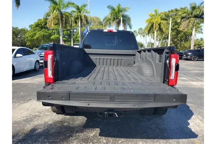 Ford F-450 Super Duty 2024 4 image 9