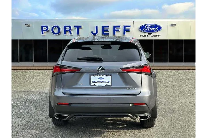 $29963 : Lexus NX 300 2021 AWD 4dr Cr image 7