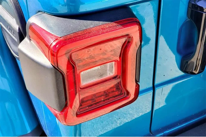 $35499 : Jeep Wrangler Unlimited 2020 image 7