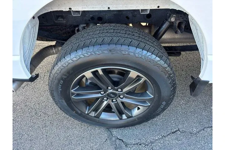 $39985 : Ford F-150 2022 4x4 XL 4dr S image 10