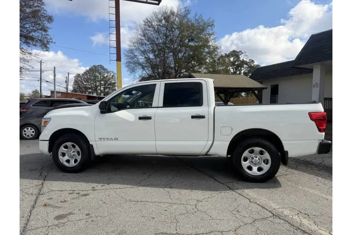 $22500 : 2020 Titan S image 3