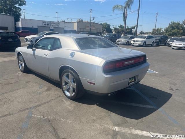 $14995 : 2012 Challenger SXT Coupe image 5