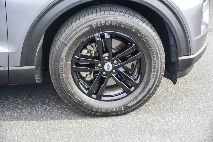 $17399 : Ford Explorer 2021 XLT 4dr S image 9