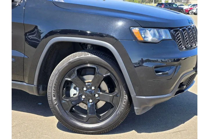 $15994 : Jeep Grand Cherokee 2018 4x4 image 9