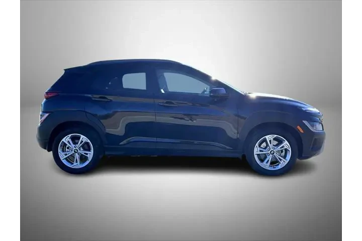 $21927 : Hyundai KONA 2023 AWD SEL 4d image 4