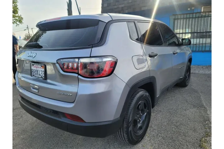 $11949 : 2018 Compass Sport image 6
