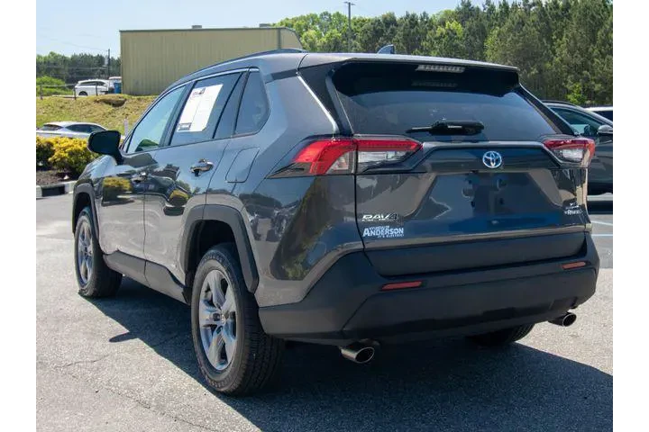 $27692 : Toyota RAV4 Hybrid 2022 AWD image 2