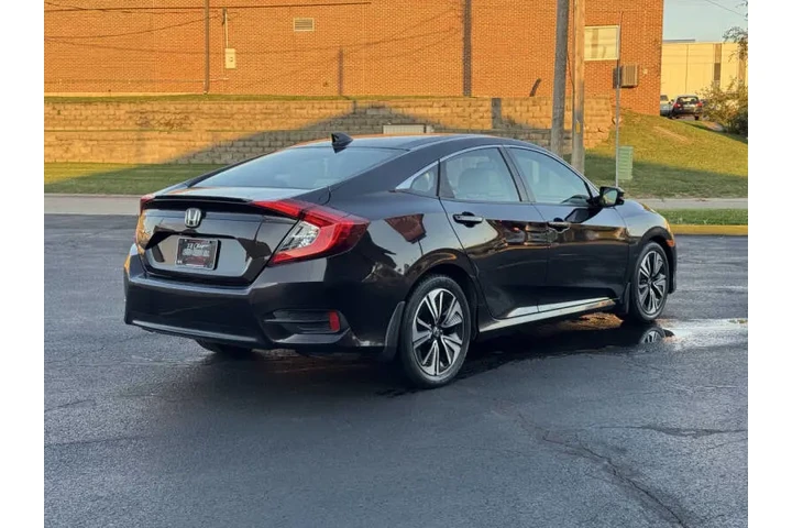 $14450 : 2016 Civic EX-T image 4