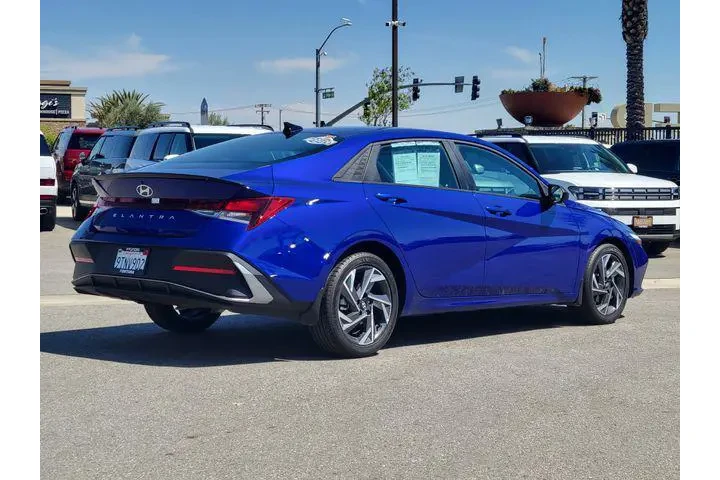 $21100 : Hyundai ELANTRA 2025 SEL Spo image 4