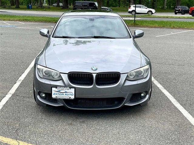 2011 BMW 3 Series 2dr Cpe 335 image 2