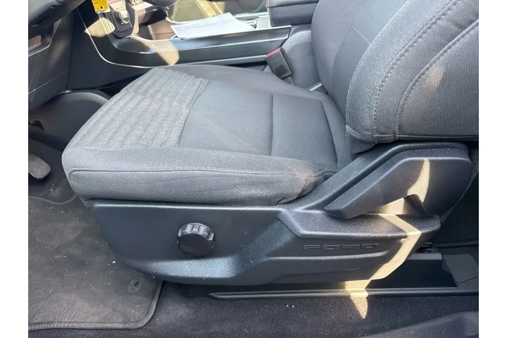 $36282 : Ford F-150 2023 4x2 XL 4dr S image 10