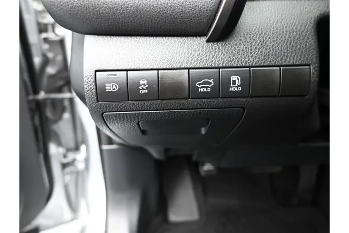 $28991 : Toyota Camry 2022 SE 4dr Sed image 8