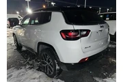 $25550 : Jeep Compass 2024 4x4 Limite thumbnail