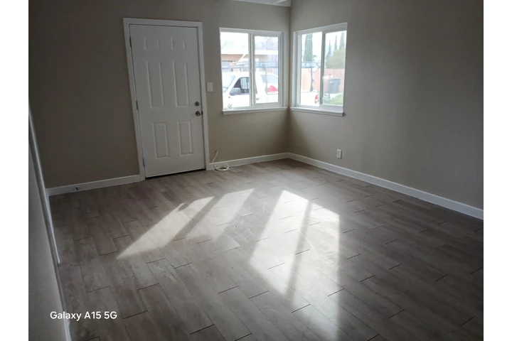 $2050 : ! PALMDALE, HOUSE FOR RENT ! image 3