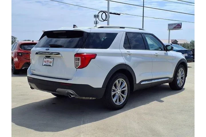 $29500 : Ford Explorer 2024 Limited 4 image 5