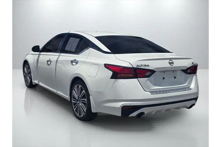 $23999 : Nissan Altima 2023 2.5 SL 4d image 7