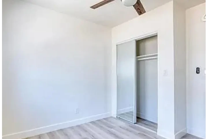 $1400 : Beautiful 1 bedroom Apt in LA image 6