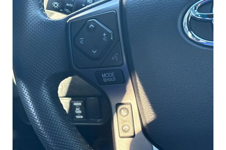 $34570 : Toyota Tacoma 2022 4x2 TRD S image 10