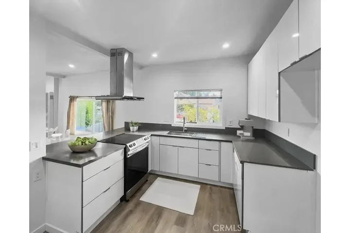$1000 : Preciosa casa unifamiliar con image 5