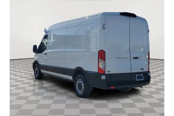 $33996 : Ford Transit 2023 250 3dr SW image 3