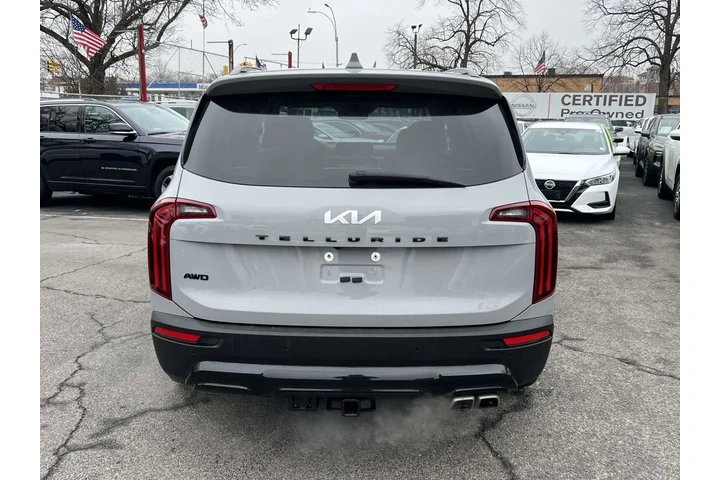 $31990 : Kia Telluride 2022 AWD SX 4d image 6