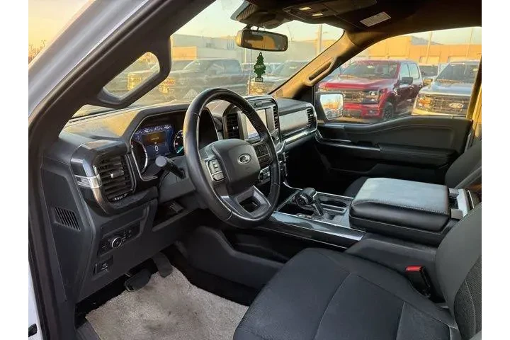 $40000 : Ford F-150 2021 4x4 XL 4dr S image 10
