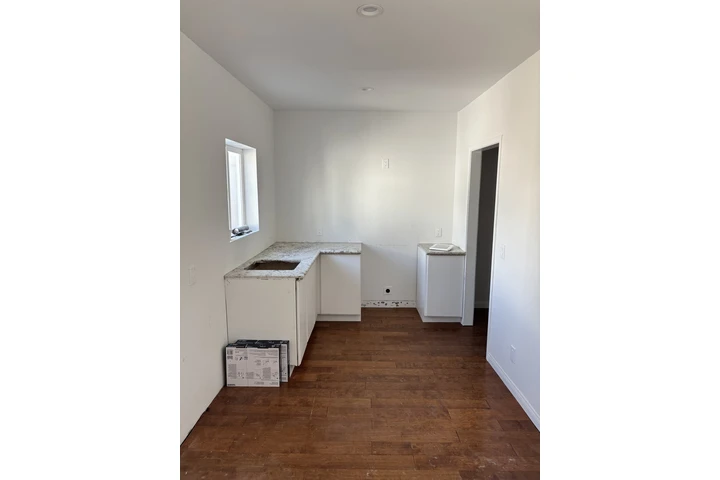 $2150 : Casa en renta ADU nueva image 7