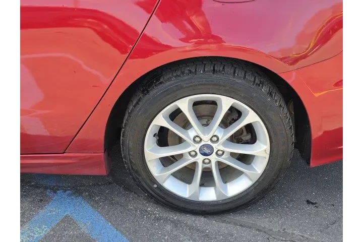 $9925 : Ford Fusion Hybrid 2020 SE 4 image 9