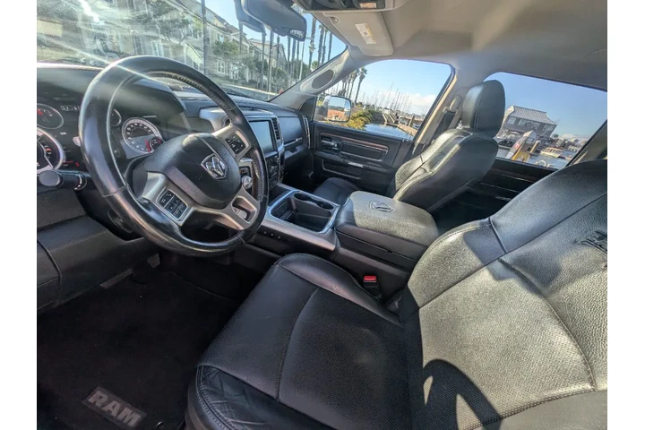 $17988 : 2015 1500 Laramie image 1