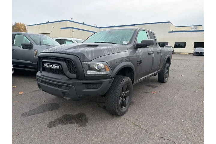 $31990 : Ram 1500 Classic 2022 4x4 SL image 1