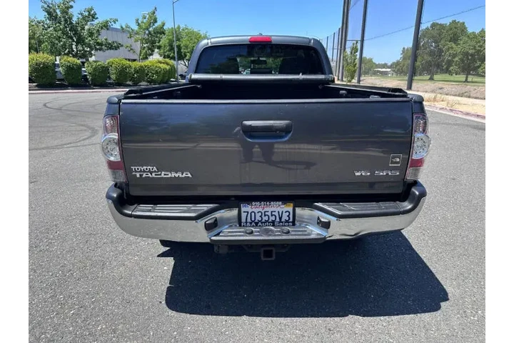 $19250 : 2010 Tacoma V6 image 6
