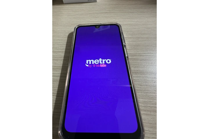 $120 : samsung a16 phone image 2