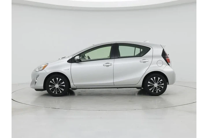 $15998 : Toyota Prius c 2016 One 4dr image 3