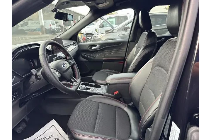 $28500 : Ford Escape 2025 ST-Line 4dr image 6
