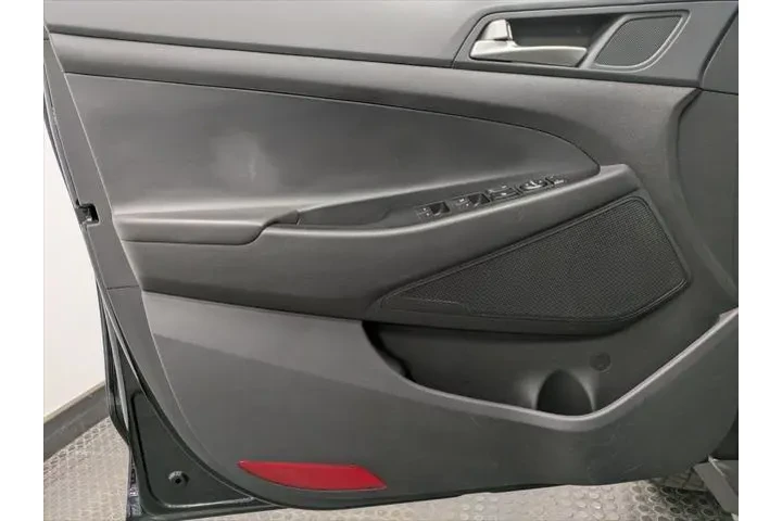 $16900 : Hyundai TUCSON 2019 AWD SEL image 8