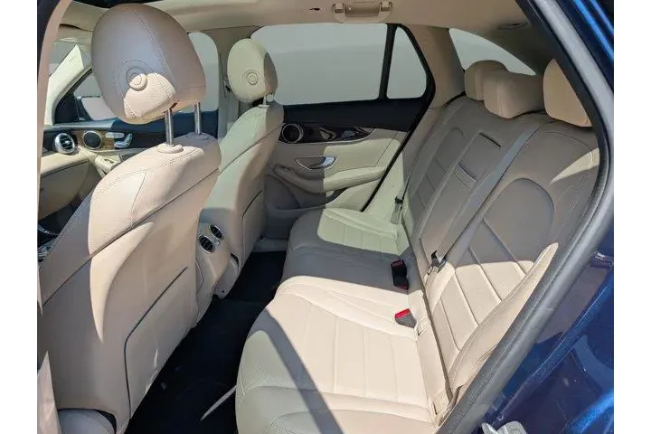 $24999 : Mercedes-Benz GLC 2021 GLC 3 image 9